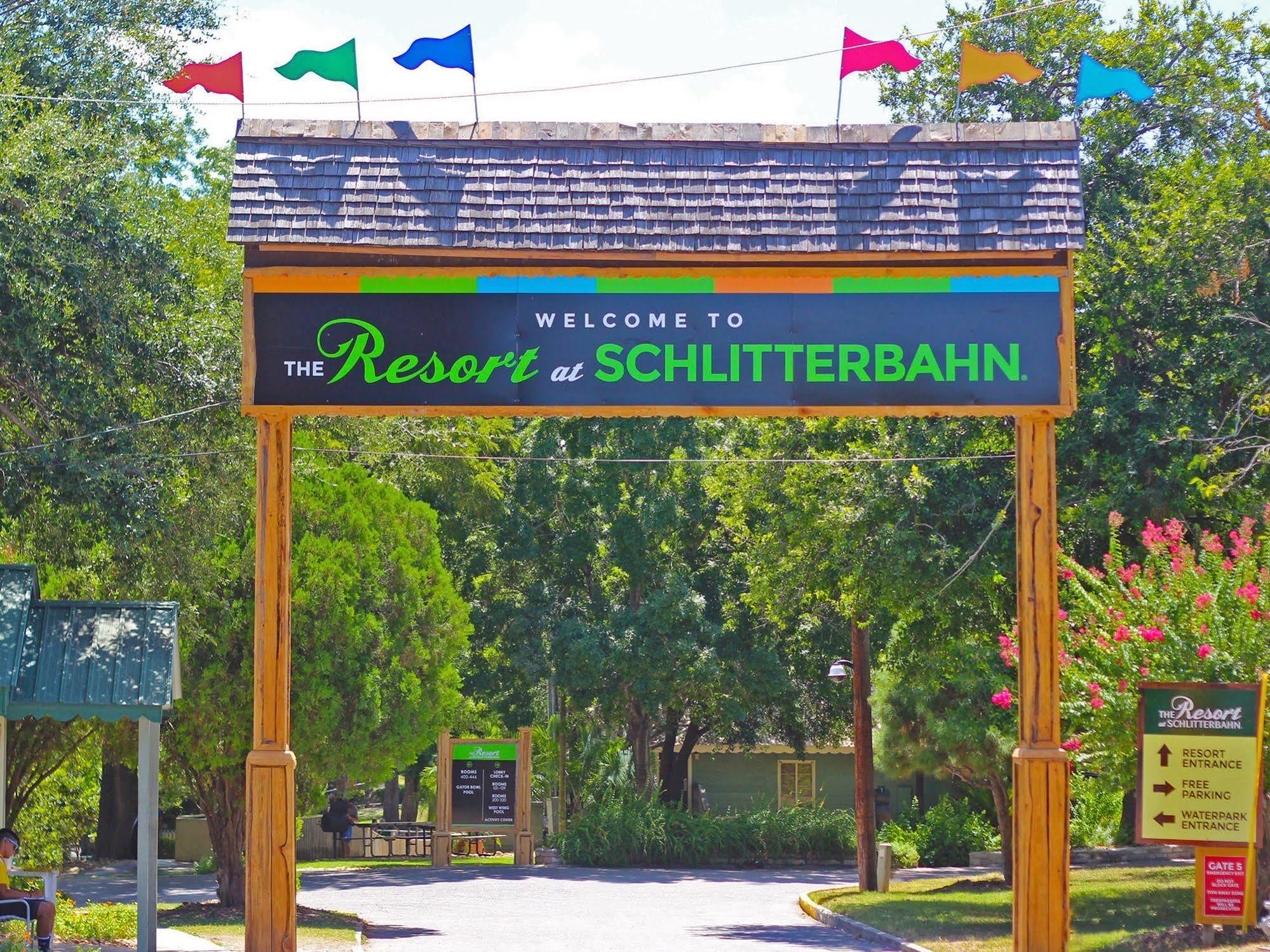 Resort The At Schlitterbahn 3*