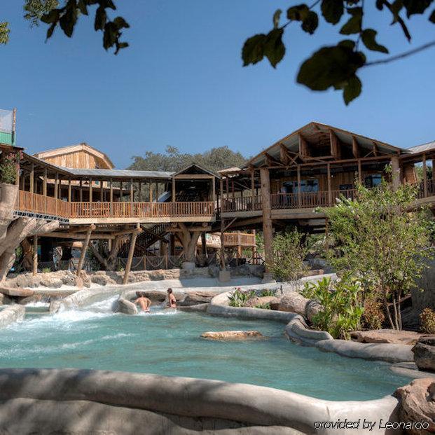The At Schlitterbahn Resort 3*
